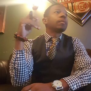 Meet your Posher, Robert